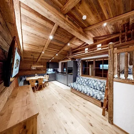 아파트호텔 Stadl 4*