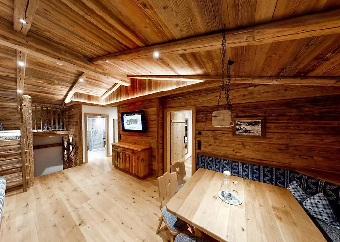 Stadl Hotel apartamentowy Ischgl