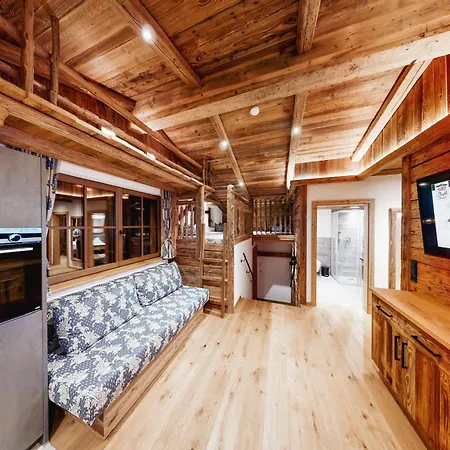 Stadl Lejlighedshotel 4*